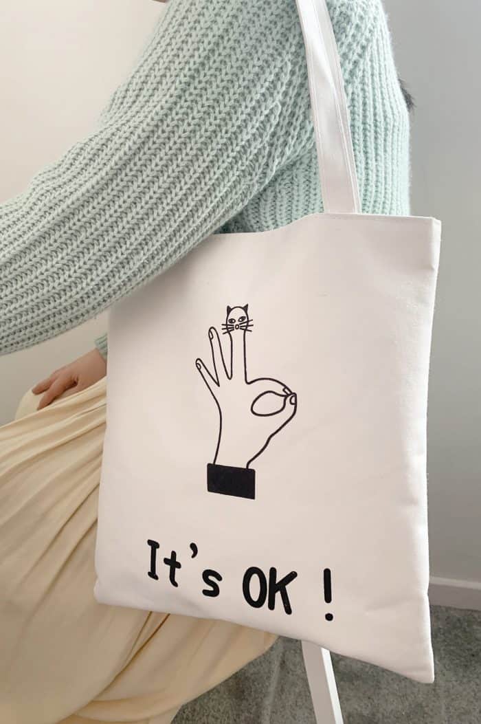 zip_canvas_tote_bag_ok_cat_4 zip canvas bag on shoulder